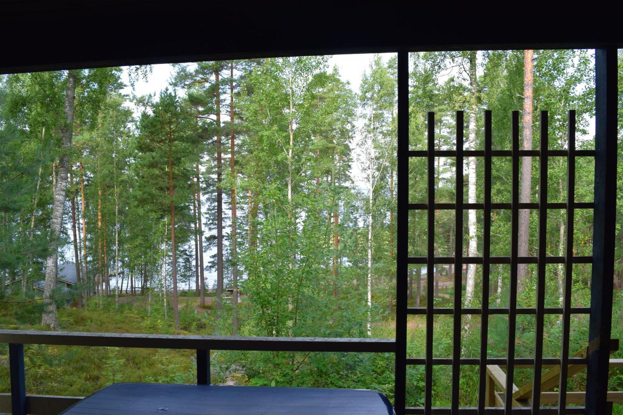 Вілла Pyhtaeaen Vuokramoekit Tuuski Екстер'єр фото